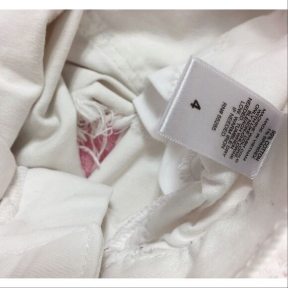 ✨HP ✨White Destroyed Denim Cutoff Shorts✨ - Picture 6 of 7